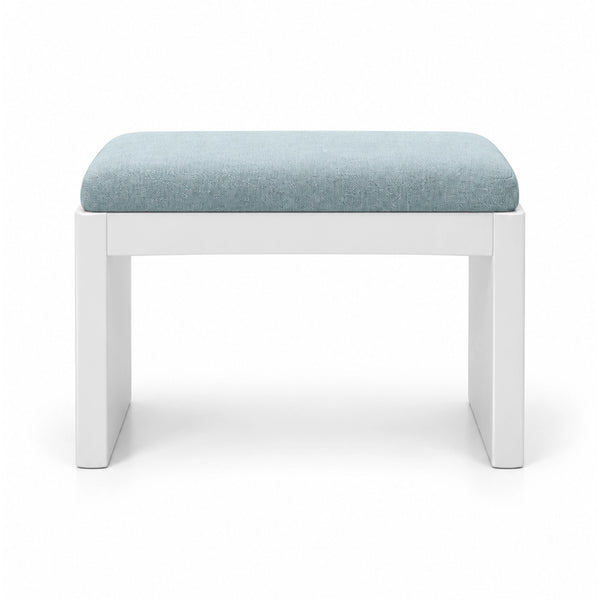 Harteslo Pedicure Footrest brings together straight end supports and a rounded padded top against a white backdrop.