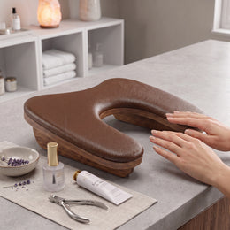 Naily Mocha Brown Manicure Hand Rest